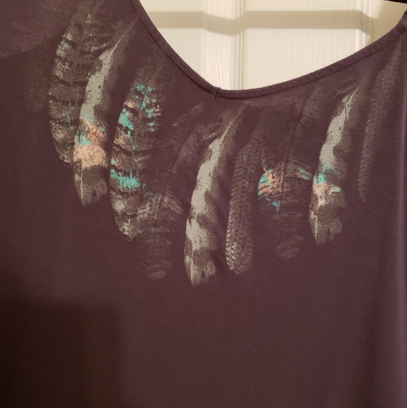 Torrid Feather Print Gray Swing Tank Top - Picture 4 of 8